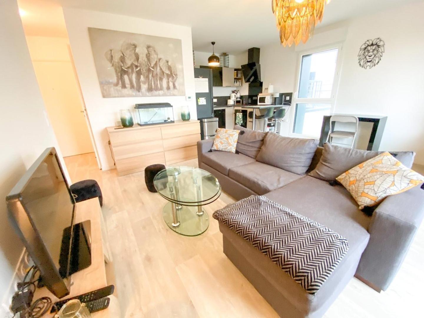 La Casa Moderna — Quiet, Modern Apartment Кан Екстериор снимка
